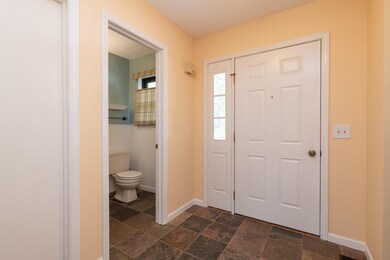 3202 Greenleaf-4