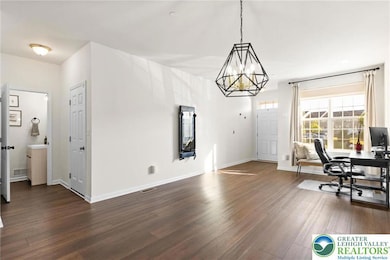 312 Redclover Ln, Allentown, PA 18104 - photo 5