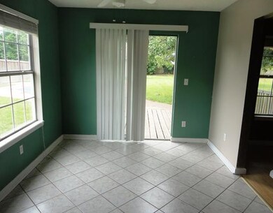 567 Costales Ln, Bethel Heights, AR 72764 - photo 5