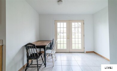 703 Clinton St, Lincoln, IL 62656 - photo 5