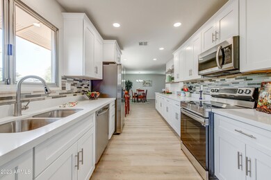 9534 W Granada Dr, Sun City, AZ 85373 - photo 3