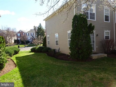 101 Manchester Ct, Harleysville, PA 19438 - photo 4