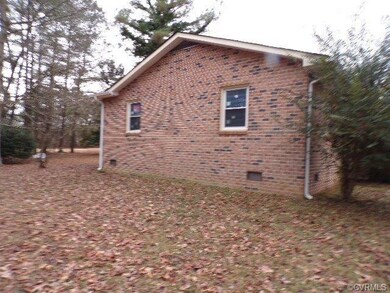 1820 Birdsong Rd, Petersburg, VA 23805 - photo 7