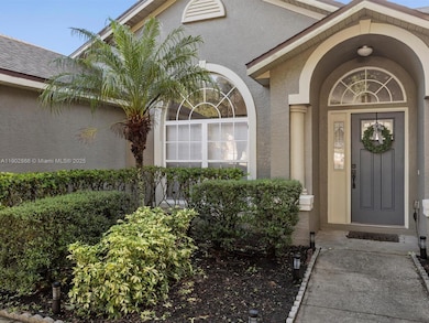 2119 Remington Oaks Ct, Ocoee, FL 34761 - photo 2