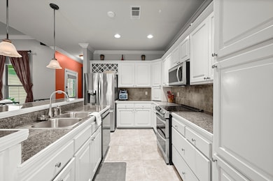 1207 S Sanctuary Ave, Gonzales, LA 70737 - photo 7