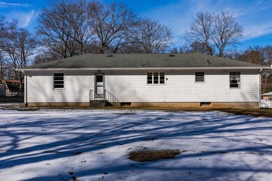 5 Charlesgate Rd, Hopedale, MA 01747 - photo 5