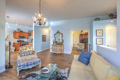 2305 W Horizon Ridge Pkwy unit 2413, Henderson, NV 89052 - photo 6