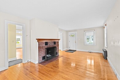 38 Greenvale Ave, Weymouth, MA 02188 - photo 4