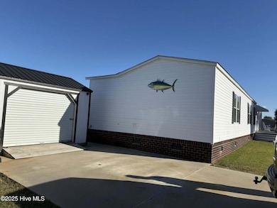 332 Snow Goose Ln, Newport, NC 28570 - photo 5