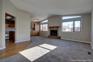 Living Room W/Fireplace
