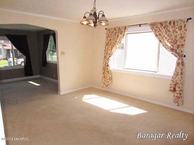 848 Graceland St NE, Grand Rapids, MI 49505 - photo 6