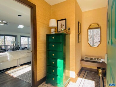 611 Pedlars Edge Dr, Roseland, VA 22967 - photo 3