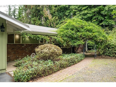 41929 Deerhorn Rd, Springfield, OR 97478 - photo 3