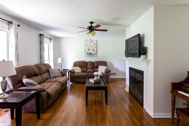 0055403 Brookswood Ct - PRINT