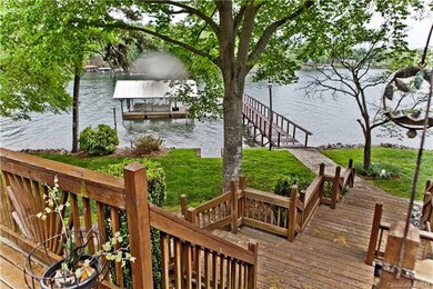 Lots of deck space & covered boatslip
