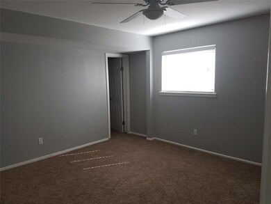 912 Russell Ln, Bedford, TX 76022 - photo 5