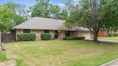 5915 E 47th Place, Tulsa, OK 74135 - photo 2