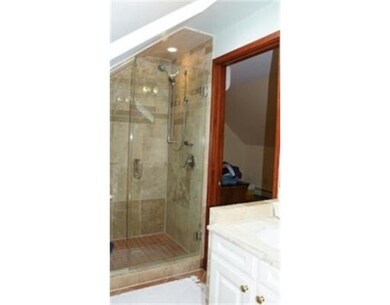 477 Medford St unit 2, Malden, MA 02148 - photo 4