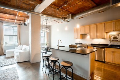 717 Atlantic Ave unit 4A, Boston, MA 02111 - photo 3