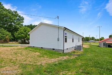25-E Elm
