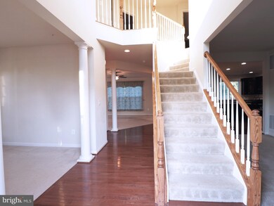 10339 Stewards Chance Ln, White Plains, MD 20695 - photo 3