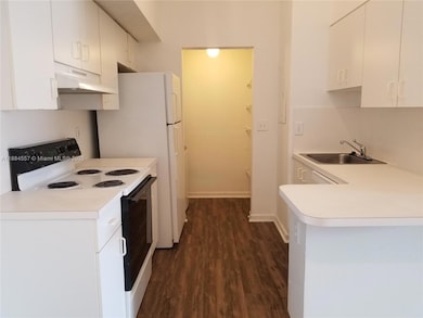 KITCHEN / LAUDRY CLOSET / PANTRY