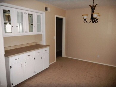 Diningroom 2