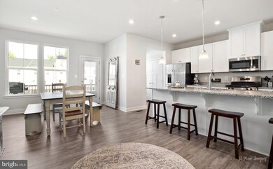 3827 Effie Fox Way, Upper Marlboro, MD 20774 - photo 7