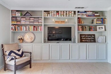 Floor to Ceiling Built-Ins