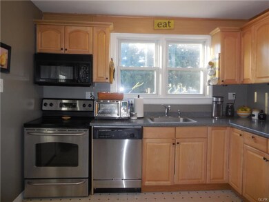 newer State of the Art appliances and beautiful ca