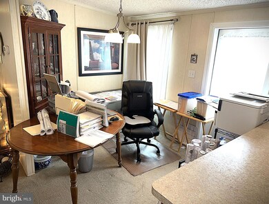 8019 Paul Martin Dr, Elkridge, MD 21075 - photo 7