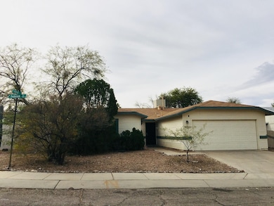 2511 W Fanbrook Rd, Tucson, AZ 85741 - photo 3