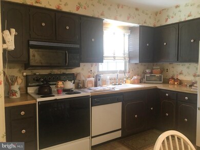 621 Lippincott Ave, Riverton, NJ 08077 - photo 6