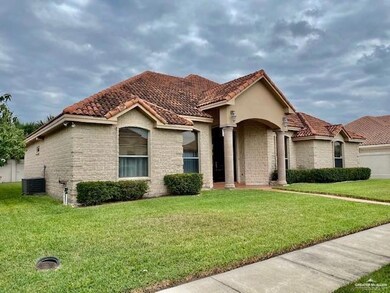 3612 Ebro Dr, Edinburg, TX 78539 - photo 3