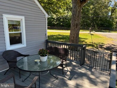 876 Marlboro Rd, Lothian, MD 20711 - photo 6