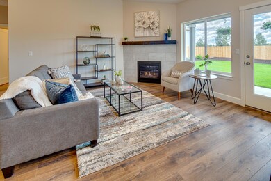 4854 SW Zenith Ave, Redmond, OR 97756 - photo 7