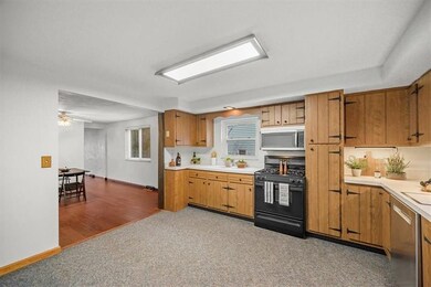 427 Edith St, Pittsburgh, PA 15211 - photo 5