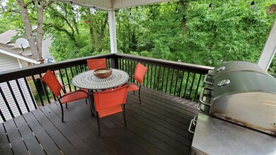 Upper Level Deck
