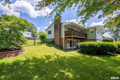 2325 Olympia Dr, Bettendorf, IA 52722 - photo 3