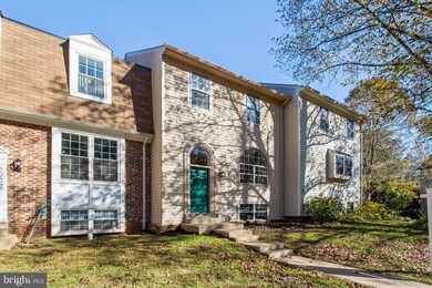 5709 Mason Bluff Dr, Burke, VA 22015 - photo 2