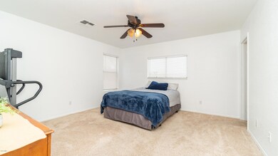 8806 S 9th St-22