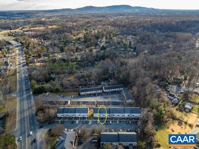 1029 Carrington Place, Charlottesville, VA 22901 - photo 4