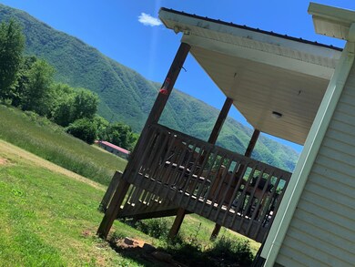 547 Bishop Loop, Greeneville, TN 37743 - photo 2