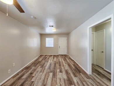 8312 Lavender St unit C, Houston, TX 77016 - photo 7