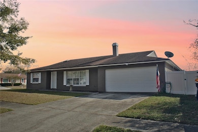 8210 Sailmaker Ln, Jacksonville, FL 32210 - photo 2