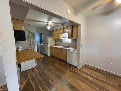 329 Thelma Dr, Sheffield Lake, OH 44054 - photo 6