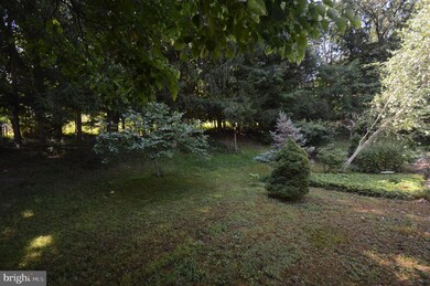 820 Strawberry Ln, Langhorne, PA 19047 - photo 3