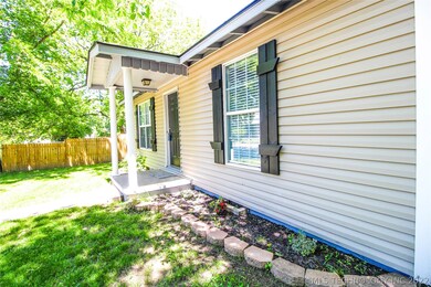 205 S 5th St, Eufaula, OK 74432 - photo 3