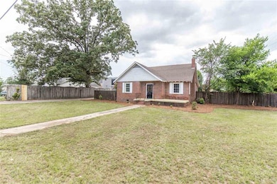 107 N 6th St, Warner Robins, GA 31093 - photo 2