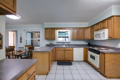 2160 Lake Shore Blvd, Jacksonville, FL 32210 - photo 5